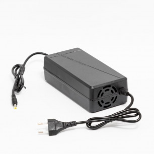 Зарядное устройство Li-ion 72V 5A, штекер 5.5/2.5, выходное напряжение 84V