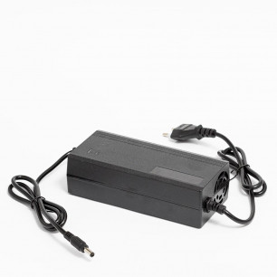 Зарядное устройство Li-ion 60V 3A, штекер 5.5/2.5, выходное напряжение 67.2V