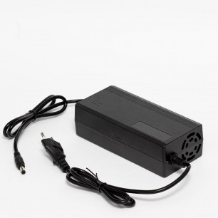 Зарядное устройство Li-ion 36V 3A, штекер 5.5/2.5, выходное напряжение 42V