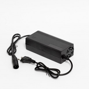 Зарядное устройство Li-ion 36V 2A, штекер XLR, выходное напряжение 42V